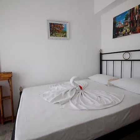Hotel Cakalli 2*