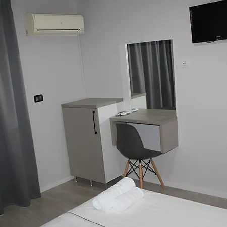 Cakalli Otel Saranda